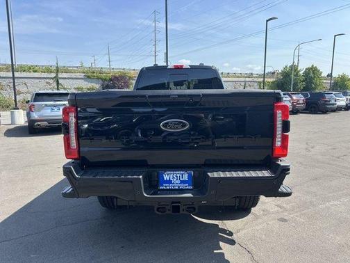 2025 Ford F-350 Lariat Super Duty