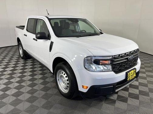 2024 Ford Maverick XL