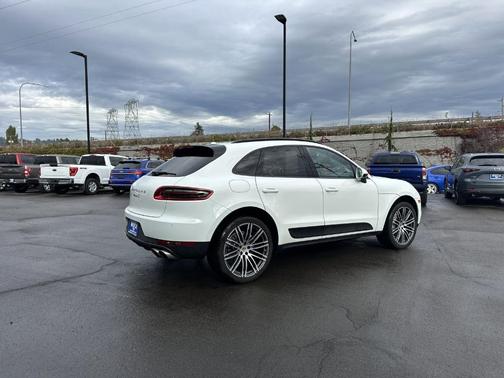 2018 Porsche Macan S