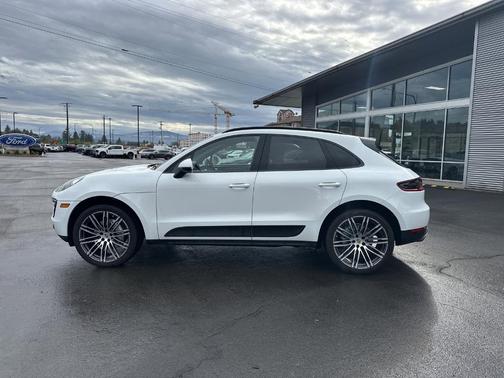 2018 Porsche Macan S