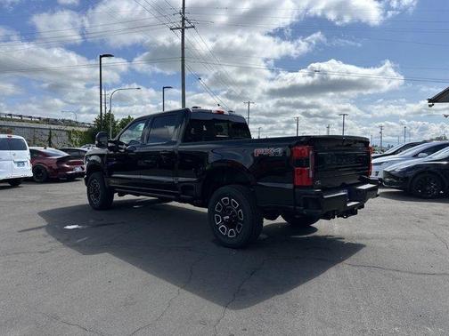 2025 Ford F-350 Platinum