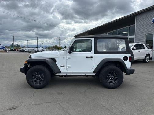2021 Jeep Wrangler Sport