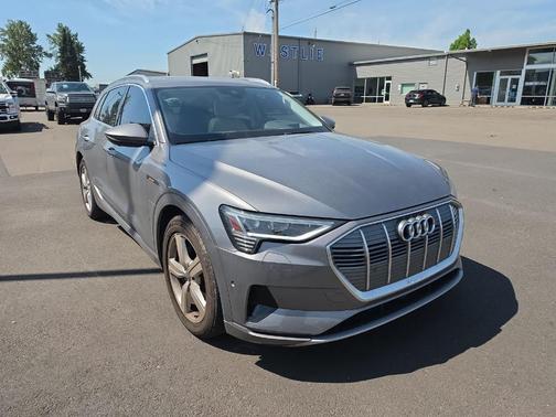 Typhoon Gray Metallic 2019 Audi e-tron Prestige