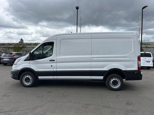 2025 Ford Transit-250 148 WB Medium Roof Cargo