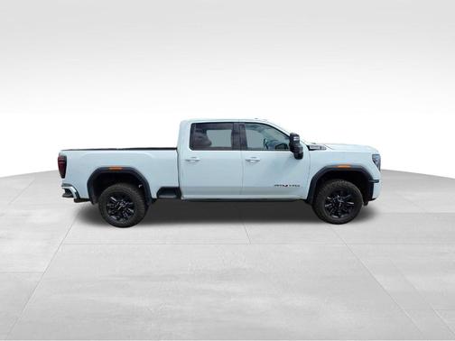 Summit White 2024 GMC Sierra 2500 AT4