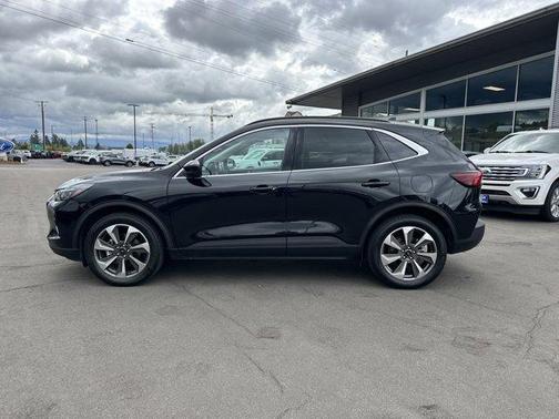 2023 Ford Escape Platinum