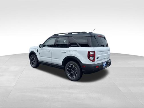 White 2025 Ford Bronco Sport Outer Banks