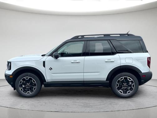 White 2025 Ford Bronco Sport Outer Banks
