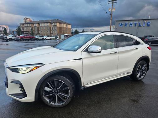 Majestic White 2022 INFINITI QX55 SENSORY