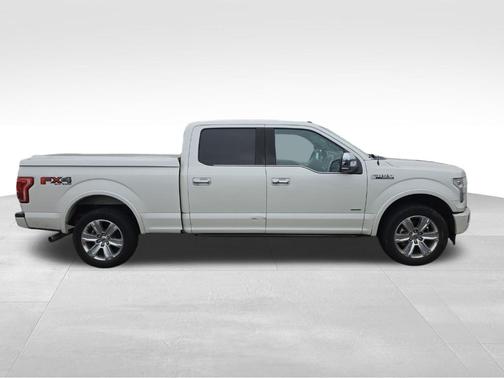 White Platinum Clearcoat Metallic 2017 Ford F-150 Platinum