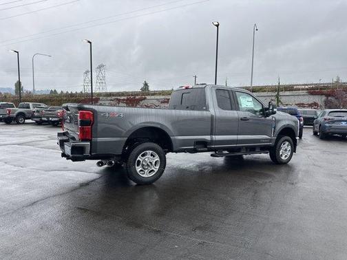 2026 Ford F-350 XLT