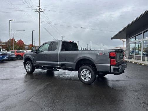 2026 Ford F-350 XLT