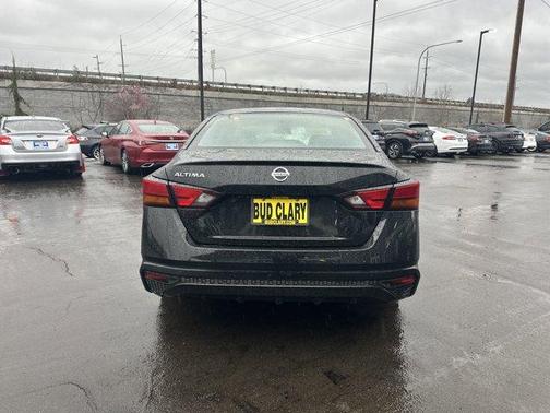 2022 Nissan Altima 2.5 S