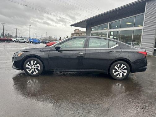 2022 Nissan Altima 2.5 S