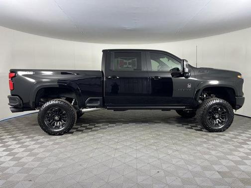 2025 Chevrolet Silverado 2500 LT