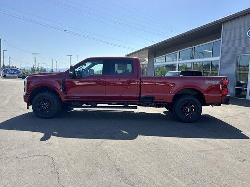 2025 Ford F-350 Lariat Super Duty