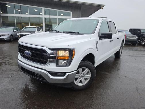 Oxford White 2023 Ford F-150 XLT