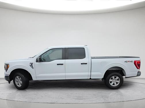 Oxford White 2023 Ford F-150 XLT