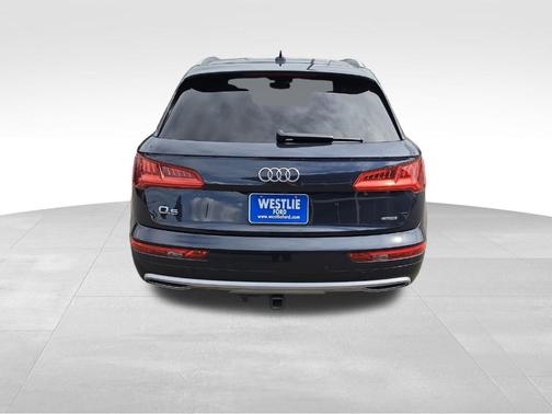 Moonlight Blue Metallic 2020 Audi Q5 45 Prestige