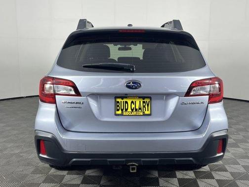 2019 Subaru Outback 2.5i