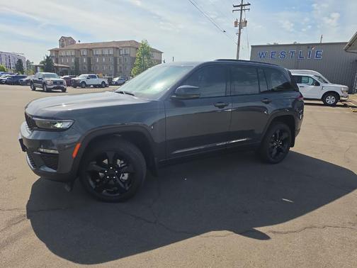 Metallic 2025 Jeep Grand Cherokee Limited