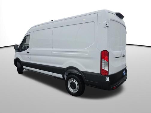 2026 Ford Transit-250 148 WB Medium Roof Cargo