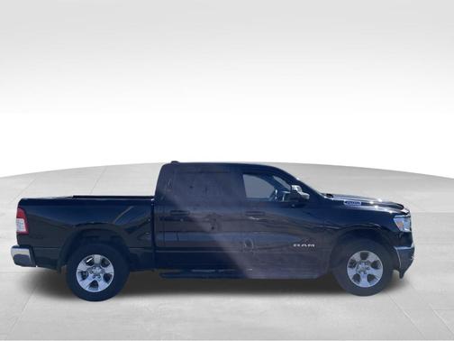 Diamond Black 2022 RAM 1500 Big Horn