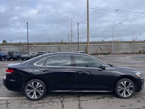 2021 Volkswagen Passat 2.0T SE