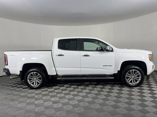2020 GMC Canyon SLT