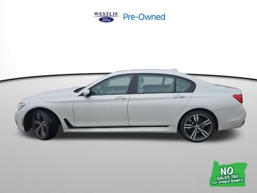 2017 BMW 750 i