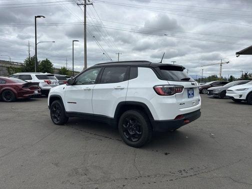 2023 Jeep Compass Trailhawk