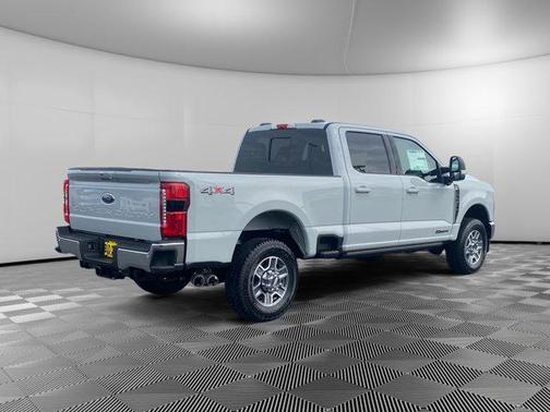 2025 Ford F-350 Lariat Super Duty