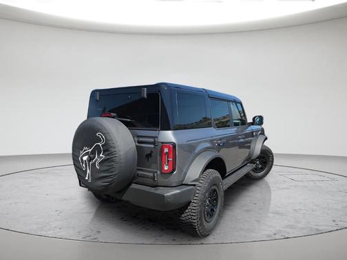 Carbonized Gray Metallic 2024 Ford Bronco Wildtrak