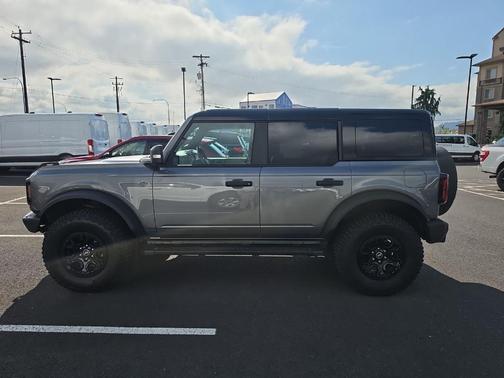 Carbonized Gray Metallic 2024 Ford Bronco Wildtrak