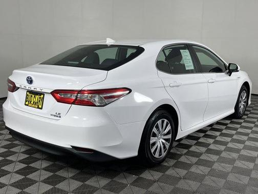 2020 Toyota Camry Hybrid LE