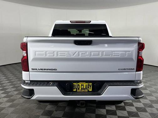 2022 Chevrolet Silverado 1500 Custom