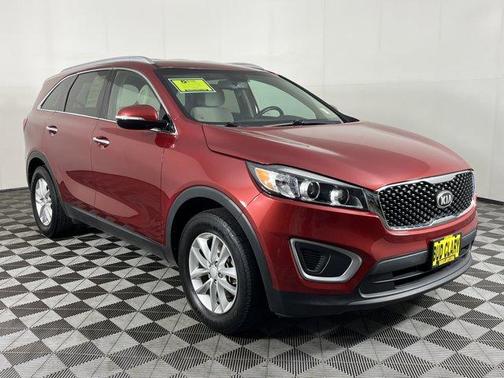 2016 Kia Sorento LX