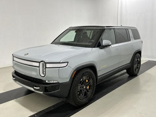 2022 Rivian R1S Launch Edition