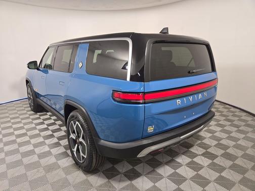 Rivian Blue 2024 Rivian R1S Adventure Quad Motor Large Pack