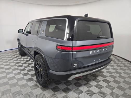 2023 Rivian R1S Adventure Package