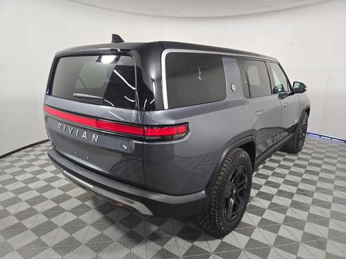 2023 Rivian R1S Adventure Package