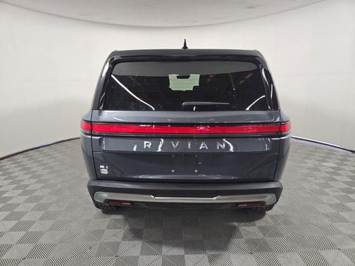 2023 Rivian R1S Adventure Package