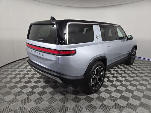 LA Silver paint 2025 Rivian R1S Adventure trim