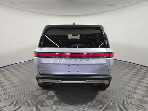 LA Silver paint 2025 Rivian R1S Adventure trim