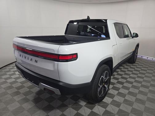 2022 Rivian R1T Adventure