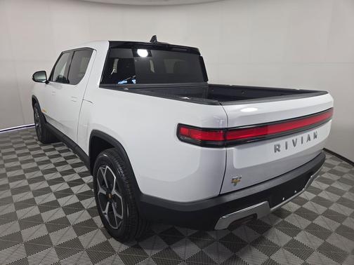 2022 Rivian R1T Adventure
