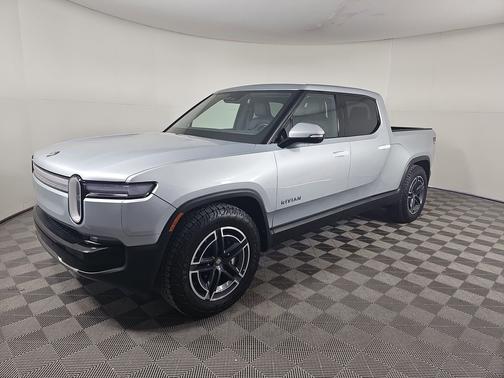 2025 Rivian R1T Adventure trim