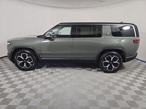 2022 Rivian R1S Launch Edition
