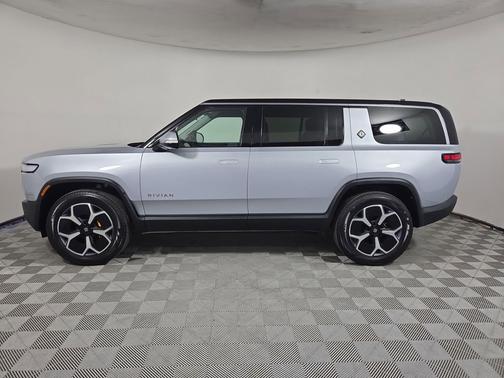 LA Silver 2024 Rivian R1S Adventure Quad Motor Large Pack