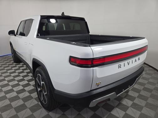 2023 Rivian R1T Adventure Quad Motor Large Pack